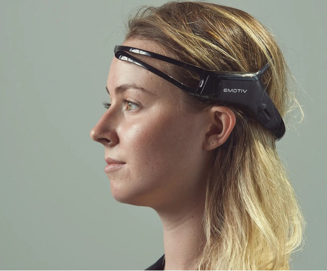 Беспроводная ЭЭГ-гарнитура Emotiv Insight